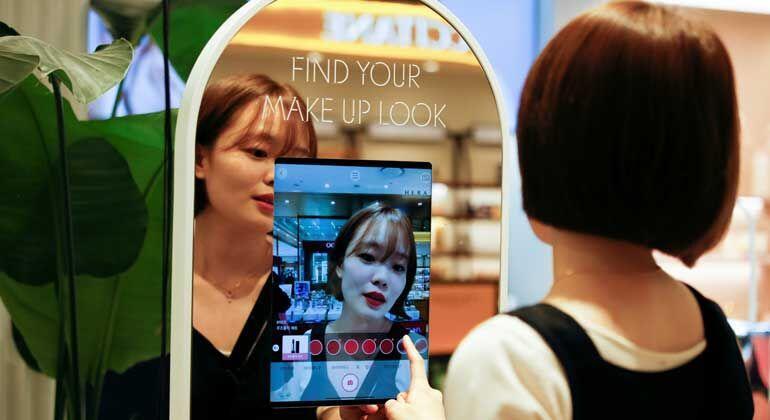 Augmented Reality Mirror